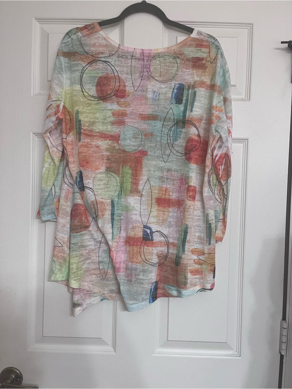 Abstract Multi-Color Scoop Neck Tunic Top - Picture 3 of 6